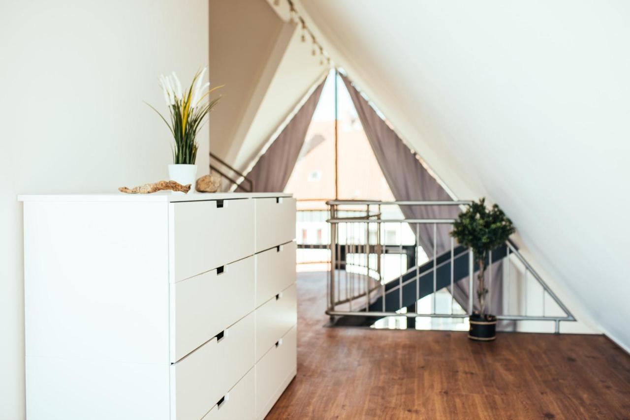 Fantastic Loft With Balcony Apartment Берлин Екстериор снимка